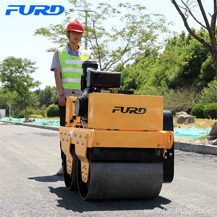 Hand Guided Diesel Power 550kg Small Hydraulic Vibrating Roller Compactor