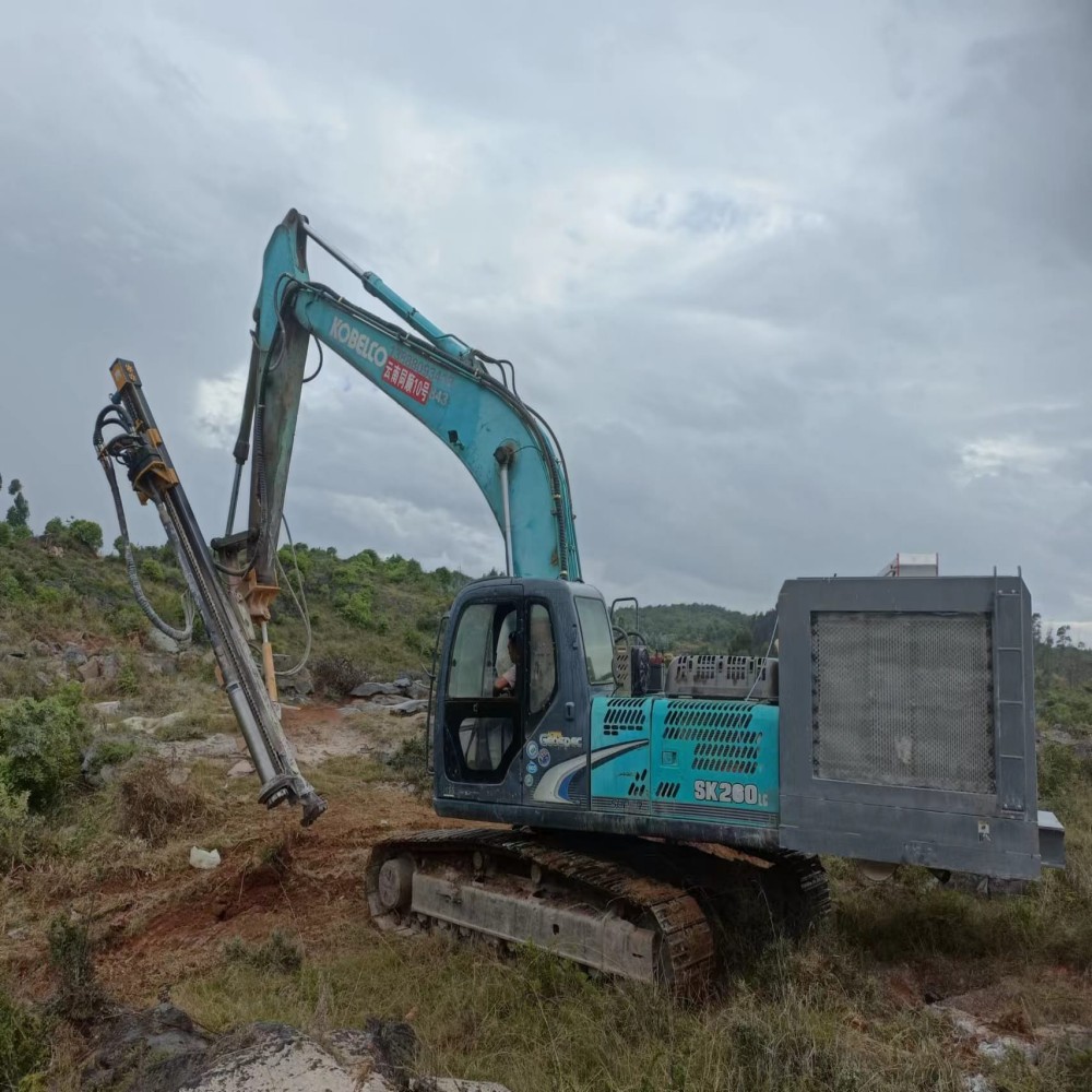 WGQK-300 Down-the-hole Drilling Rig11