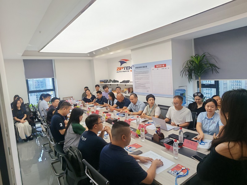 Working Together for a Brighter Future: Dadukou District International Trade Chamber of Commerce's "Foreign Trade Gas Station" Visits Ziptek Working Together for a Brighter Future: Dadukou District International Trade Chamber of Commerce's "Foreign Trade Gas Station" Visits Ziptek
