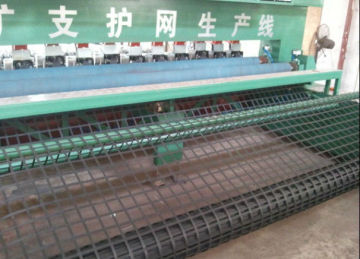 Ultrasonic plastic welding machine for plastic mosaic tile grid