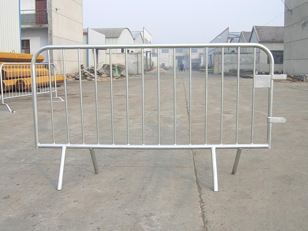 metal crowd control barrier 10