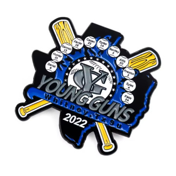 Custom Themed Metal Brooch Hat Football Badges Pins Die Cutting Printed Animal Logo Lapel Pins Brass Bronze Plated Gifts