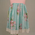 Meisjes katoenen jurk met vintage print en bloemenoutfit