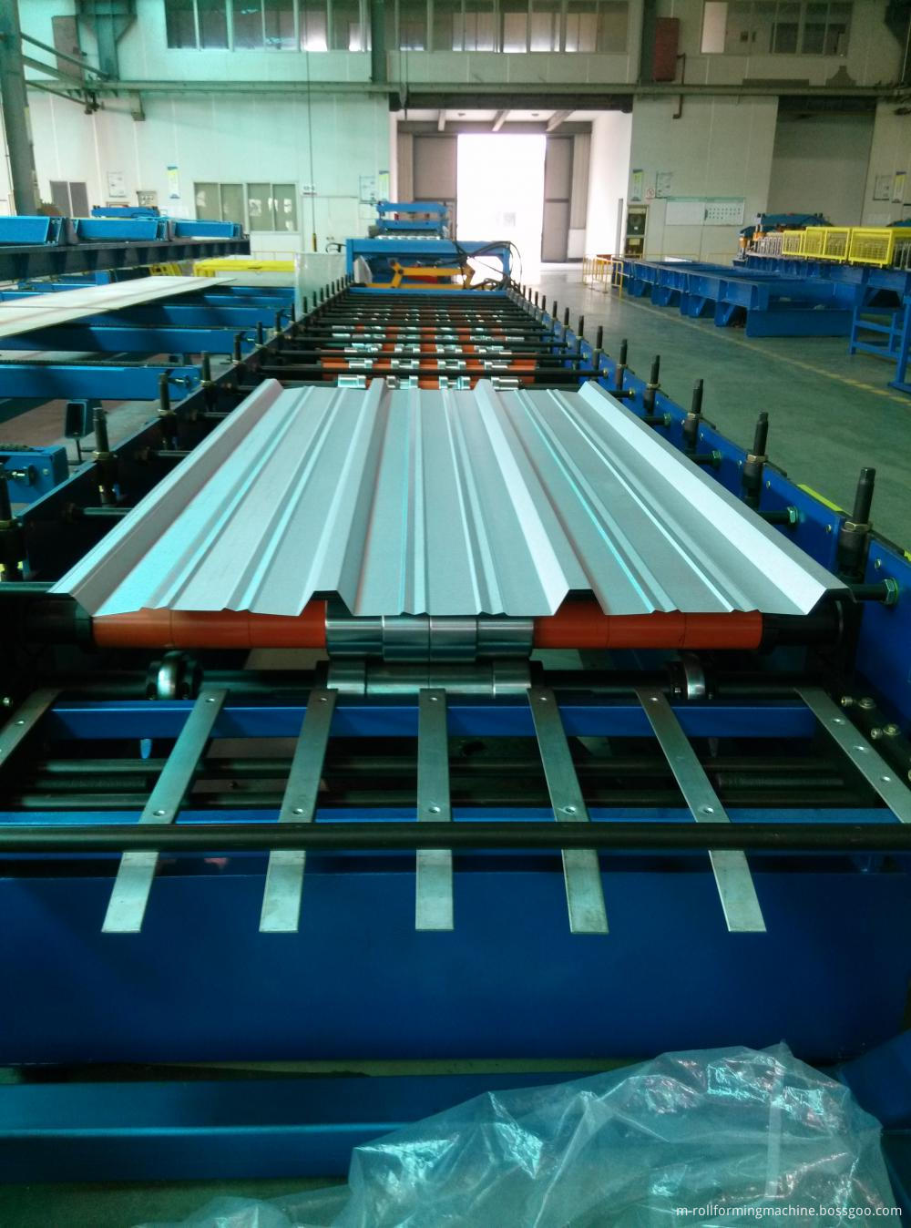 Colour coated zinc roofing sheet molding machine-1