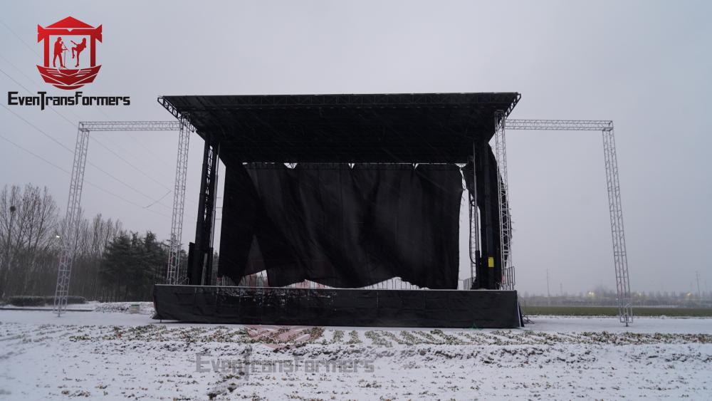 Huge Elections Trailer Stage