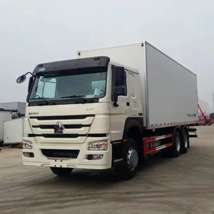 Sinotruk Howo 6x4 refrigerated truck