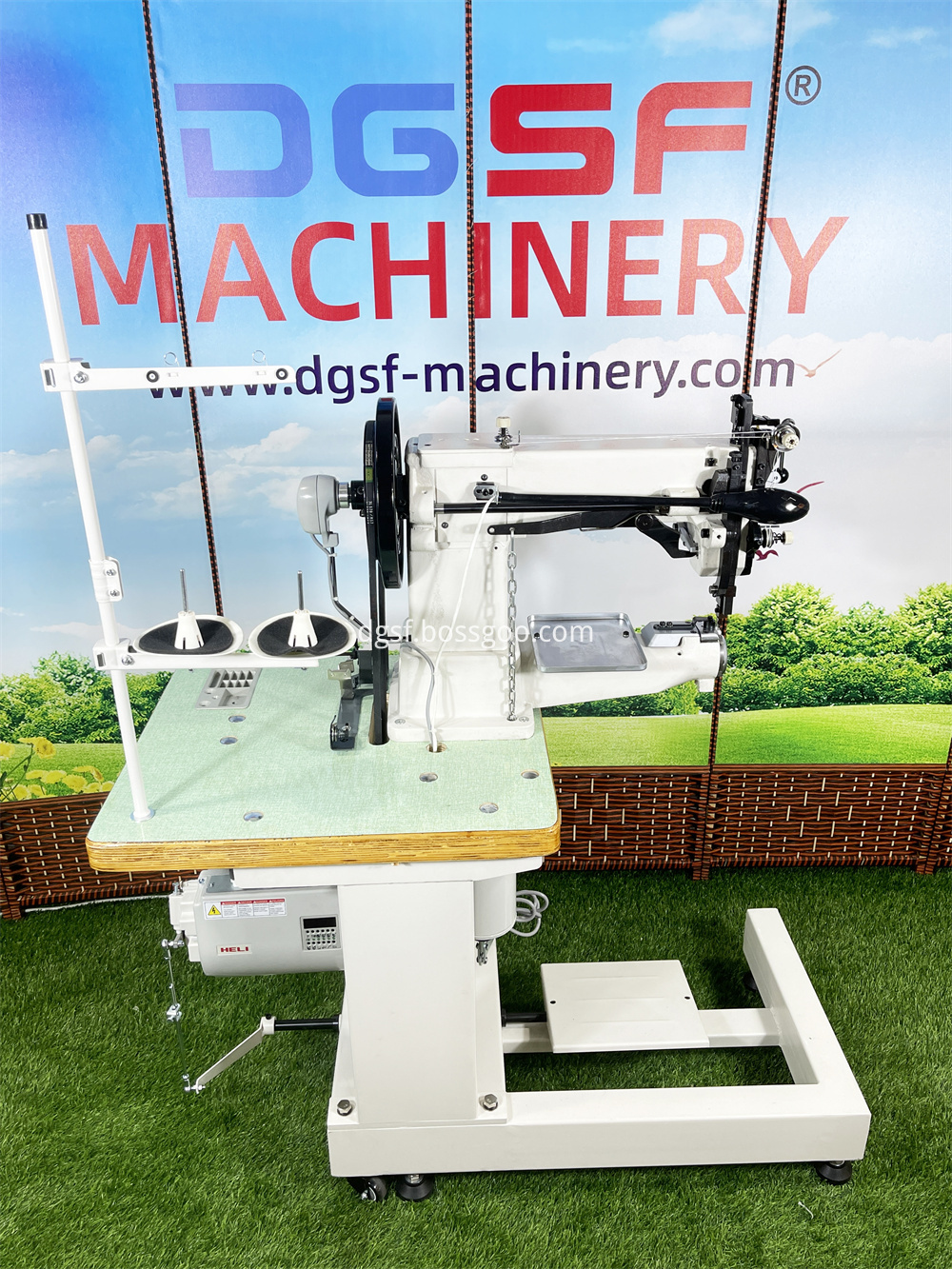 Heavy Duty Cylinder Bed Sewing Machine Lx 205b 9 Jpg