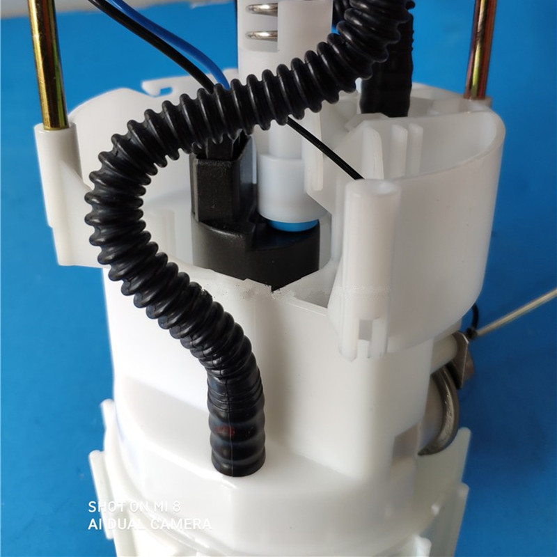 Fuel Pump For Renaul t Megane 2/CC Gasoline Pump Electronic Fuel Pump