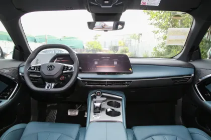 2023 MG7 New Gasoline Cars