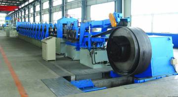 Vehicle anti-collsion beam bumper cold roll forming machine