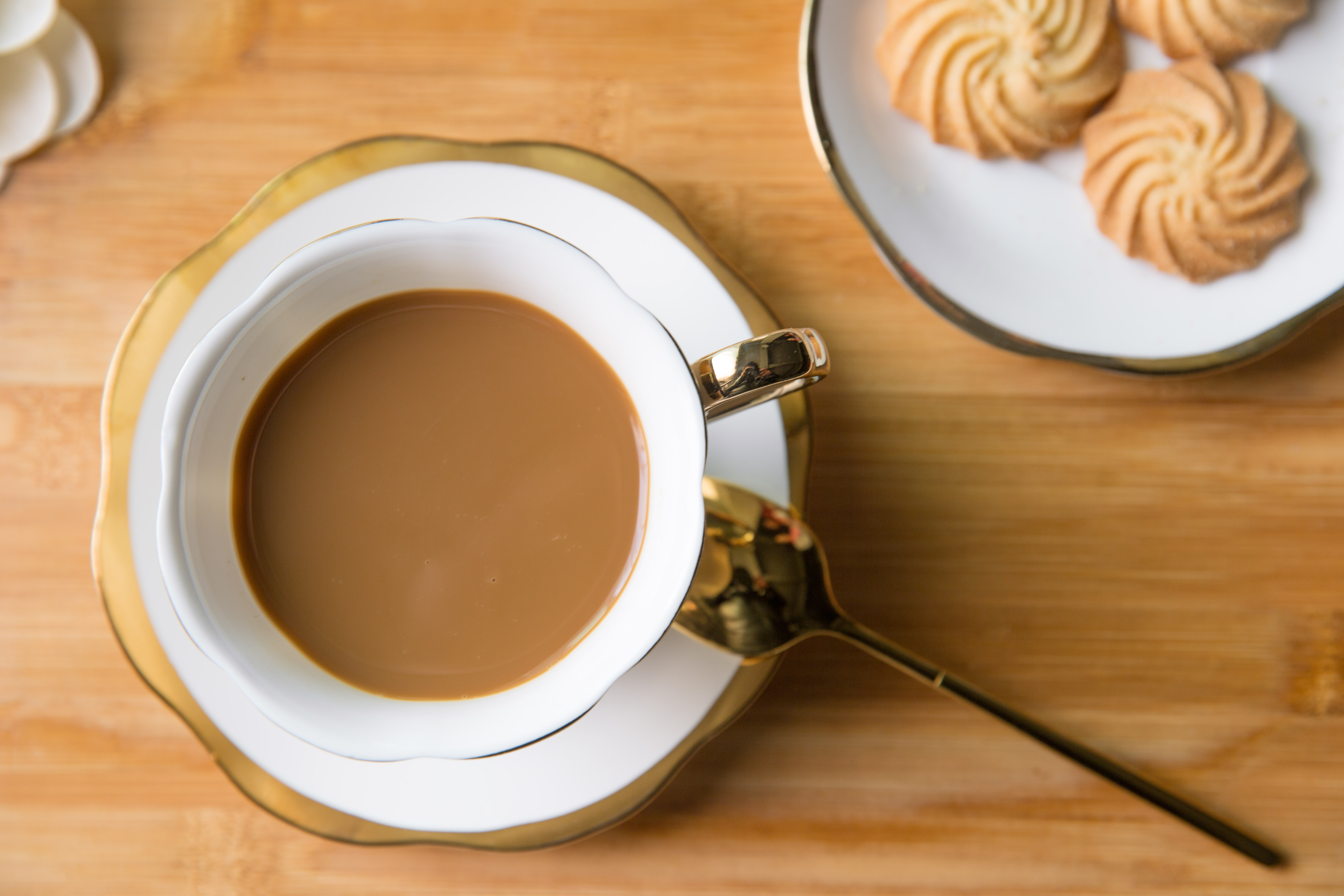 Porcelain Coffee Cup Set