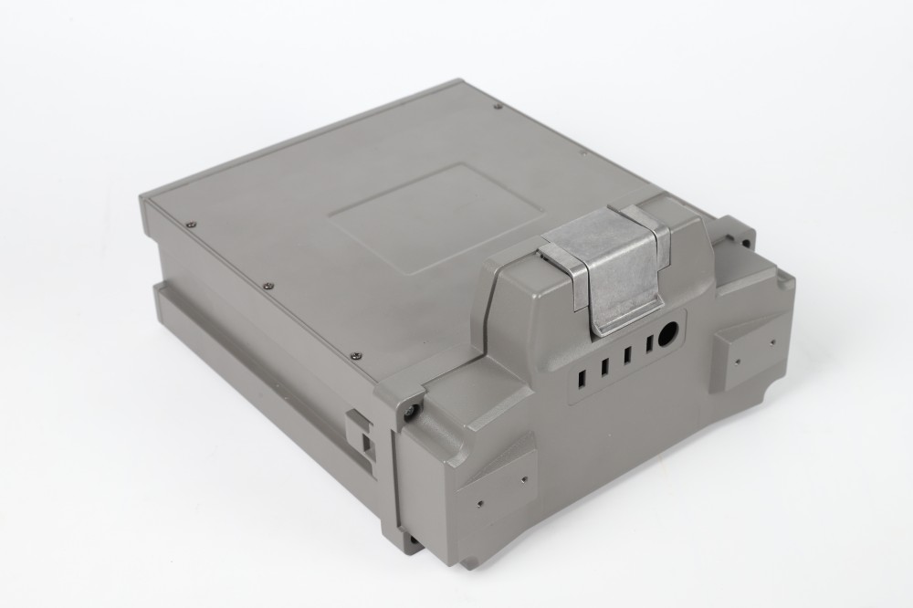 Energy storage battery housing