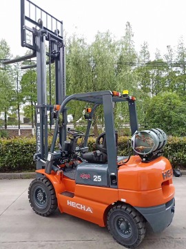 Cost-effective HECHA Forklifts: 2T to 3.5T LPG Models with 3M to 7.5M Lift Capacity
