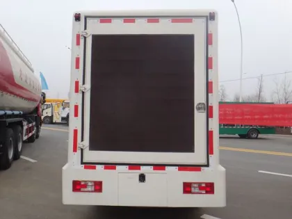 Guaranteed 100% Karry 6.8㎡ Outdoor Advertising Truck