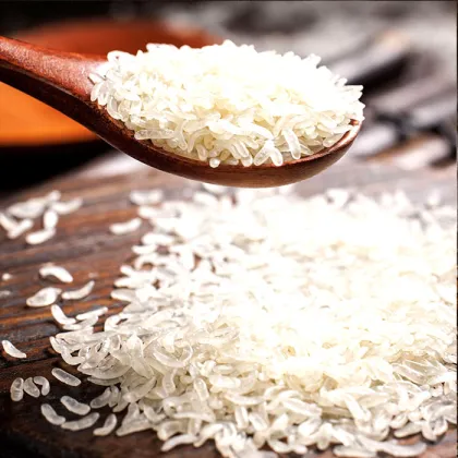 Instant Steamed Rice Meal: Ready-to-Eat, Self-Heating Chinese Convenience Food