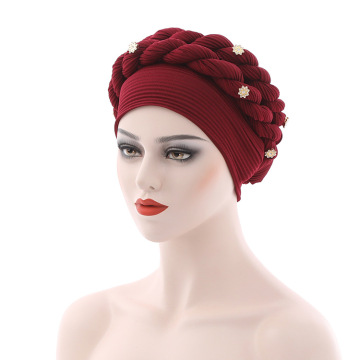 Collections élégantes turban et foulard: accessoires perlées, tressées et torsadées avec fausses perles