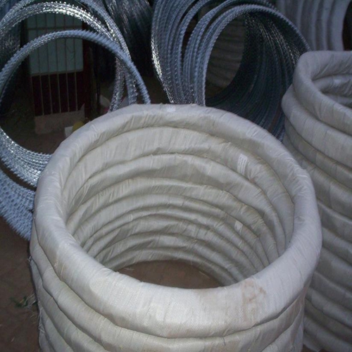 10Kg High quality razor barbed wire for sale