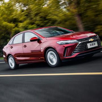 Chevrolet Cruze 4 휠 전기 자동차
