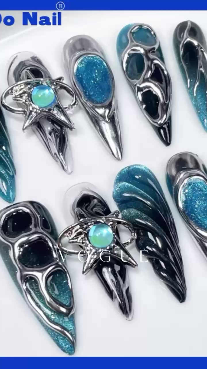Sweet and Cool Bad Girl Wearable Nails, European and American-Style Embossed Metal Designs with Heavy Craftsmanship and Ultra-Lo