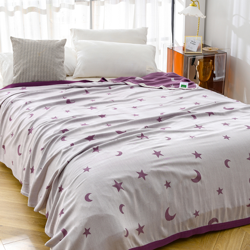 Summer Ice Silk Cool Blanket with Star and Moon Pattern