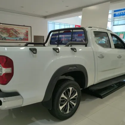 Chinese Saic Maxus T70 2.0T Diesel Manual Pickup Truck