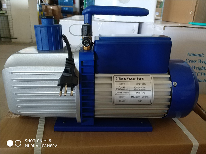 Small electric vacuum pump