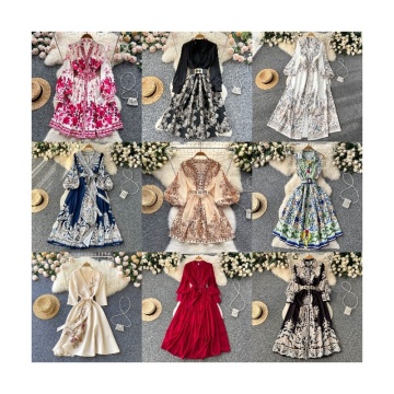 2023 Wholesale Ladies Long Pleated Dress with Belt for Women's Party Wear