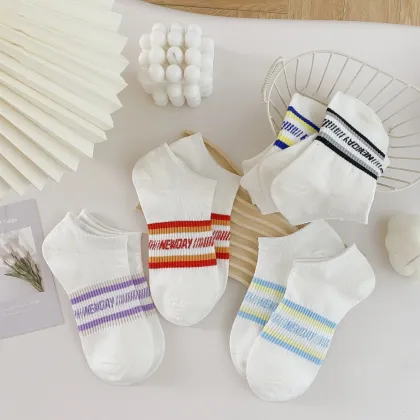 Stylish NEWDAY Boat Socks