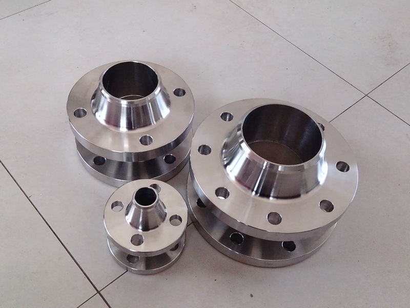 CLASS 600 CARBON STEEL WELDING NECK FLANGE