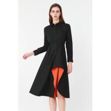 Einseitiges drapiertes Hemdkleid