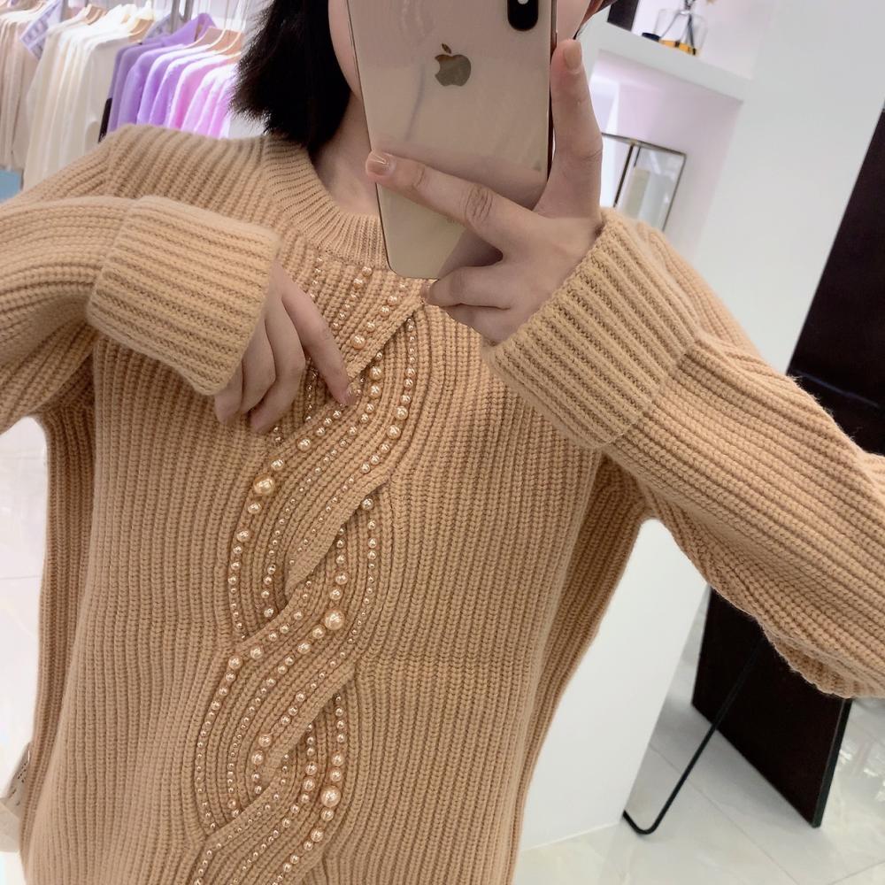 Handbestickte Wollstrickbluse für Damen