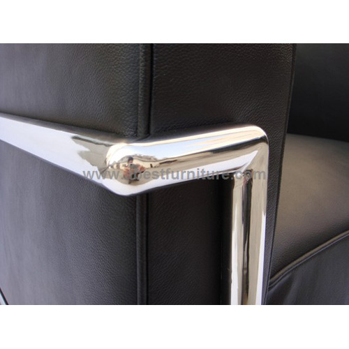 Le Corbusier sofa LC2