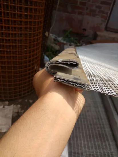 plain weave square hole crimped wire mesh