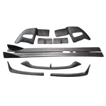 Σφυρήλατο Κιβώτιο Body Ferrari F12: RZ Style Front Lip, Back Diffuser και DMC πλευρικές φούστες
