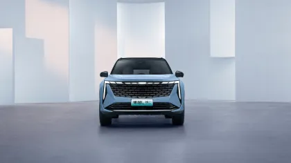 Geely Starray: Leading in High-Speed Hybrid and Electric Vehicle Technology