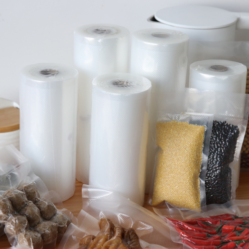 Food saver embossing vacuum sealer rolls