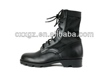 New leather military shoes for combat