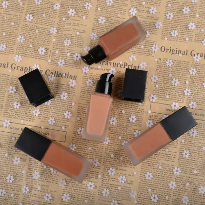 High Pigment Waterproof Liquid Foundation (No Logo)