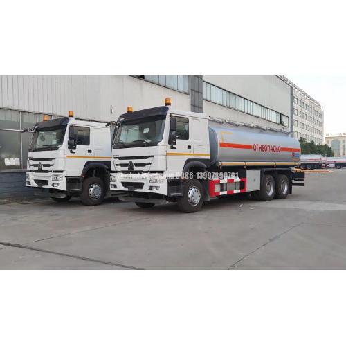 Camion de livraison de pétrole Sinotruck 10-roues 25 000 litres