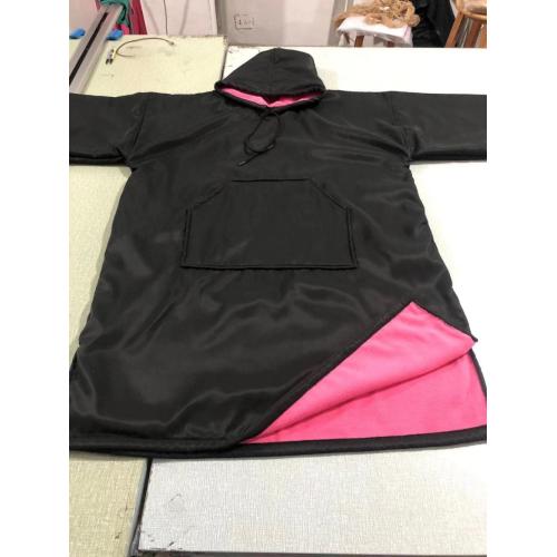 Hot selling recycled waterproof changing jacket