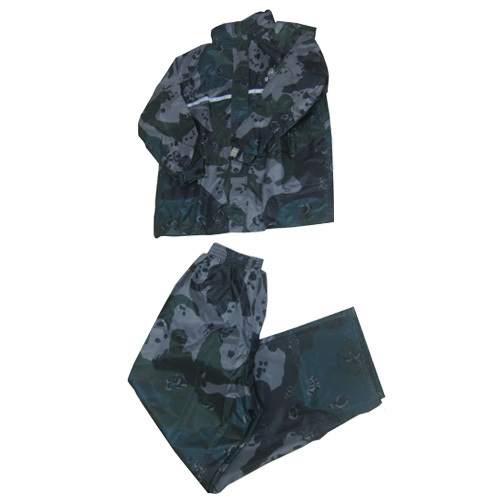 Camo polyester(taffeta) pvc stitching raincoat