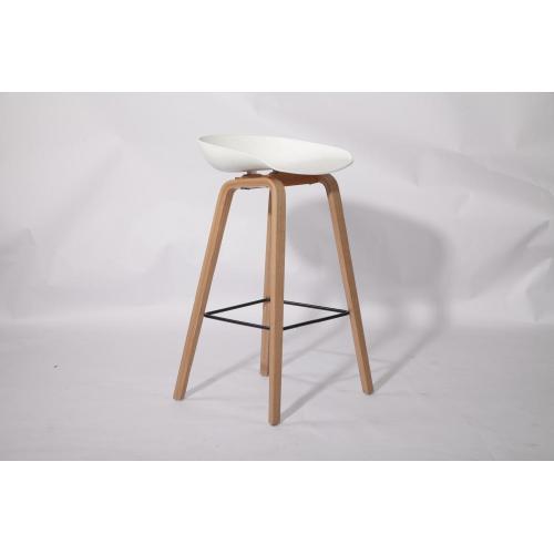 Good Quality Wood Bar Chair b&b bar stool backless with footrest Manufactory