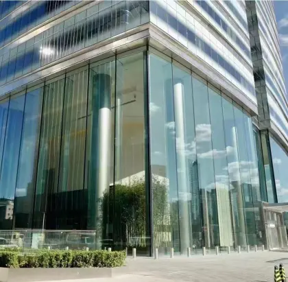 The largest glass unit insatalltion in the word