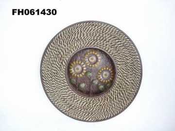Round wall decoration