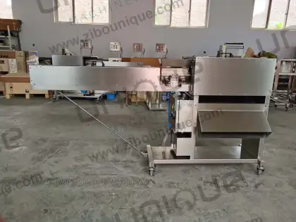 Automatic Carrot, Burdock, Daikon Skin Peeling Machine Knife Peeler