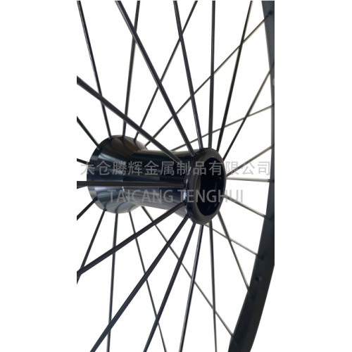 Roda traseira para cadeira de rodas com raios