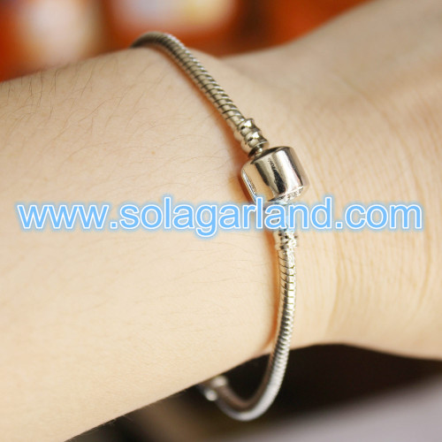 Cadena de la serpiente de plata / plateado de 190MM longitud forma pulsera de perlas de Europa