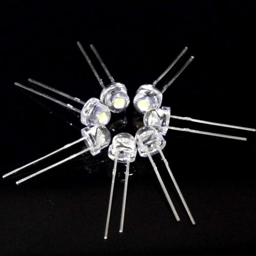 Pure White 5mm Straw Hat LED 7-8lm