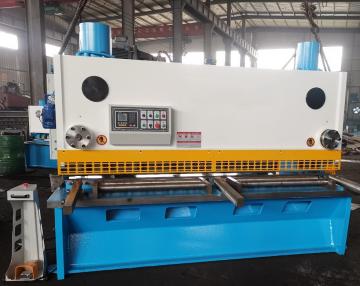 QC11Y Hydraulic brake type (CNC) plate shears