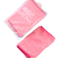 Różowe, tanie, masywne ręczniki do usuwania makijażu